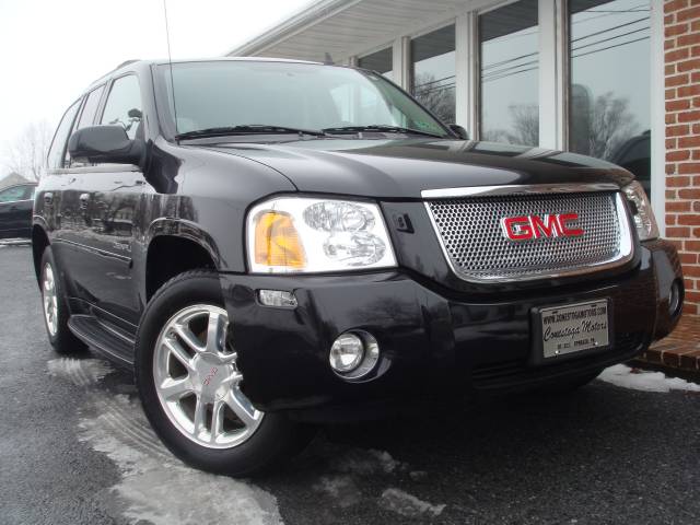 2008 GMC Envoy EX Sedan 4D