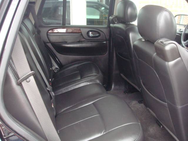 2008 GMC Envoy EX Sedan 4D