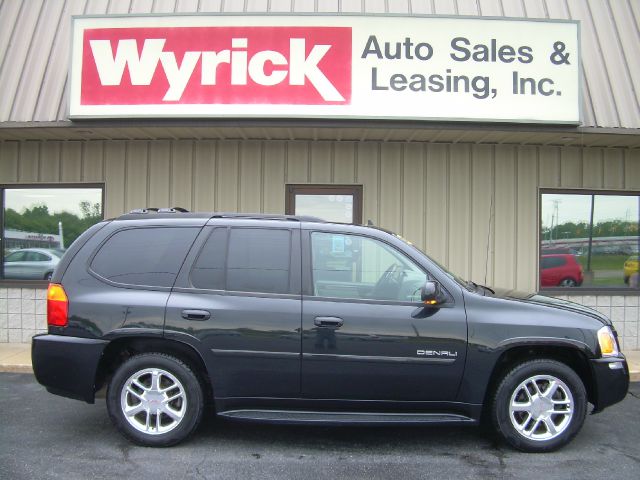 2008 GMC Envoy LS 2500hd CREW CAB 4X4 Diesel