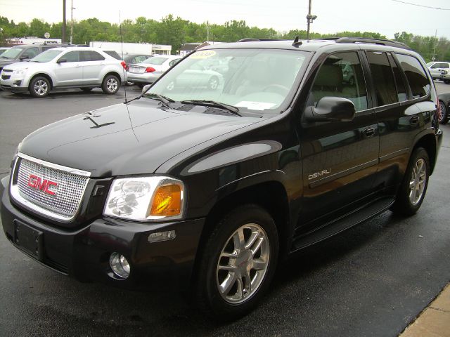 2008 GMC Envoy LS 2500hd CREW CAB 4X4 Diesel