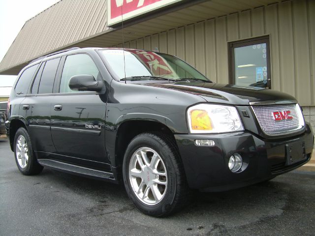 2008 GMC Envoy LS 2500hd CREW CAB 4X4 Diesel