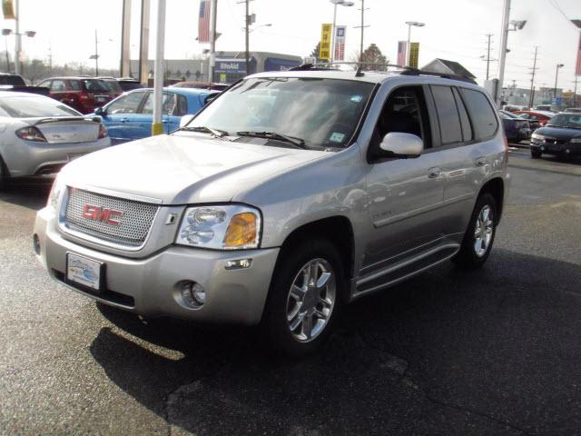 2008 GMC Envoy EX Sedan 4D