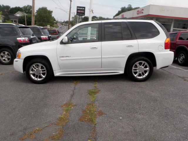 2008 GMC Envoy EX Sedan 4D