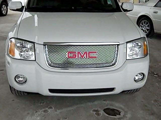 2008 GMC Envoy Luxury Performanc