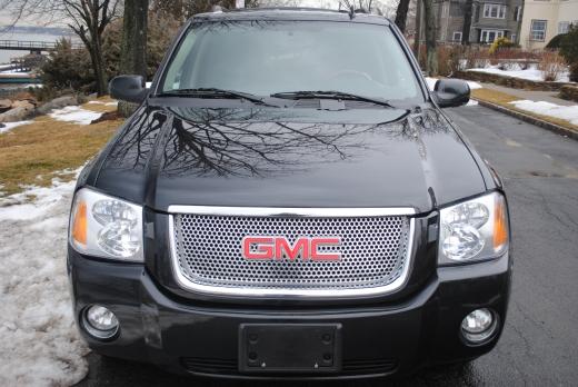 2008 GMC Envoy Luxury Performanc