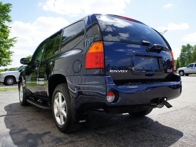 2009 GMC Envoy 45