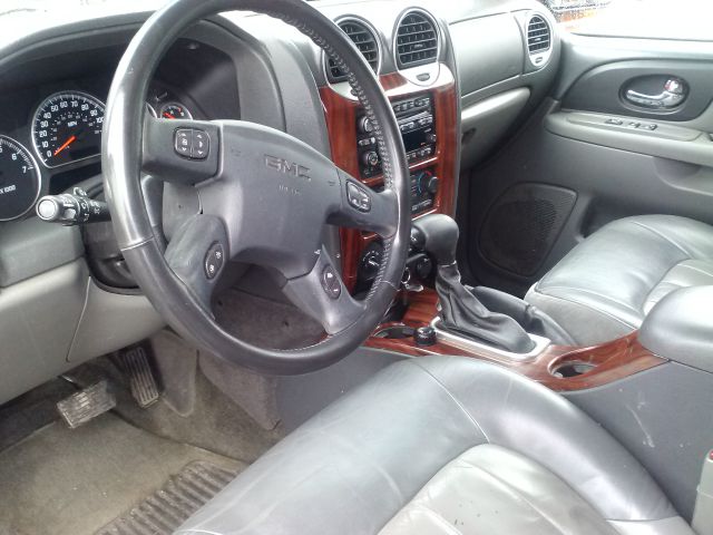 2002 GMC Envoy XL LS 2500 HD