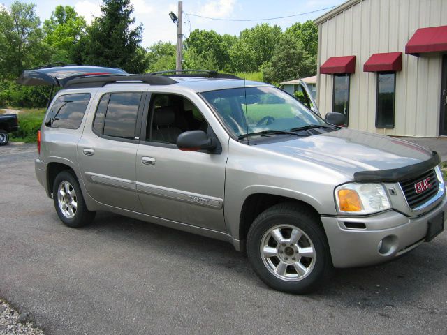 2003 GMC Envoy XL LS 2500 HD