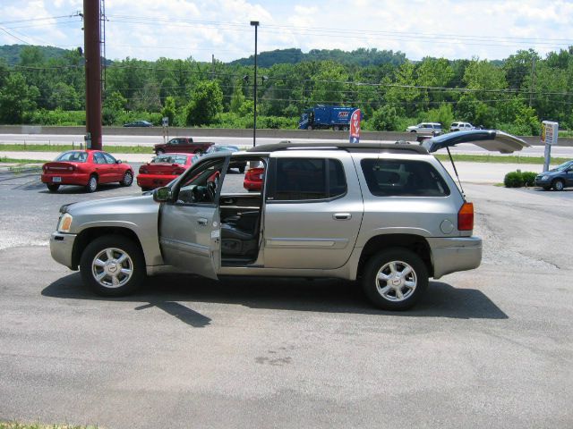 2003 GMC Envoy XL LS 2500 HD