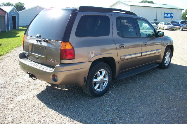 2003 GMC Envoy XL LS 2500 HD