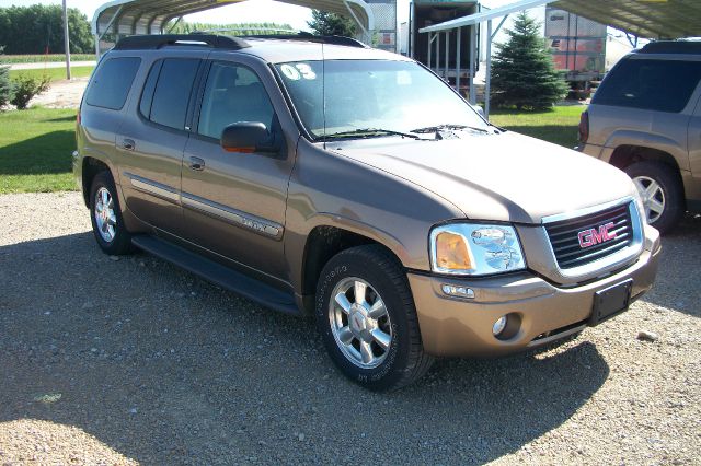 2003 GMC Envoy XL LS 2500 HD