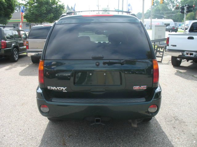 2003 GMC Envoy XL Wagon SE