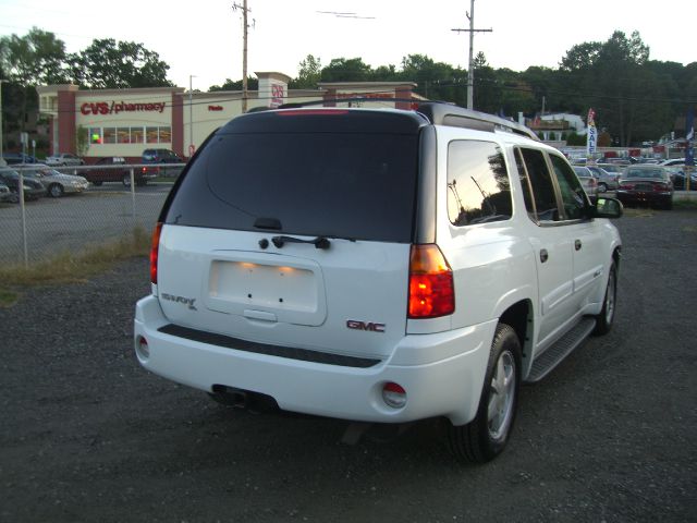 2003 GMC Envoy XL LS 2500hd CREW CAB 4X4 Diesel