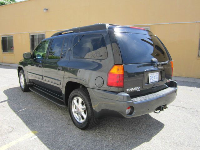 2003 GMC Envoy XL LS 2500 HD