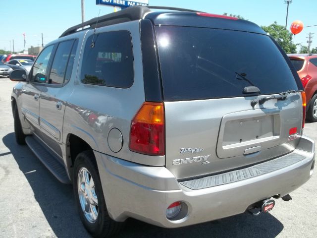 2003 GMC Envoy XL LS 2500 HD