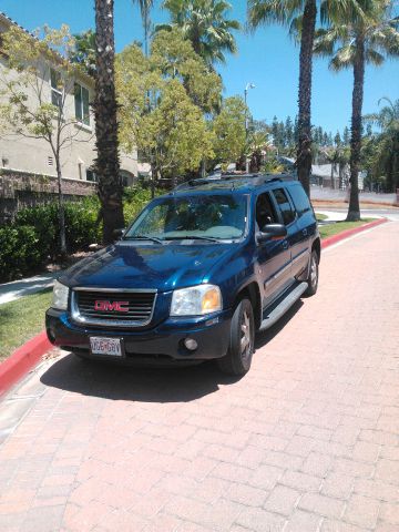 2004 GMC Envoy XL L.T. 4-w.d. 5.3L