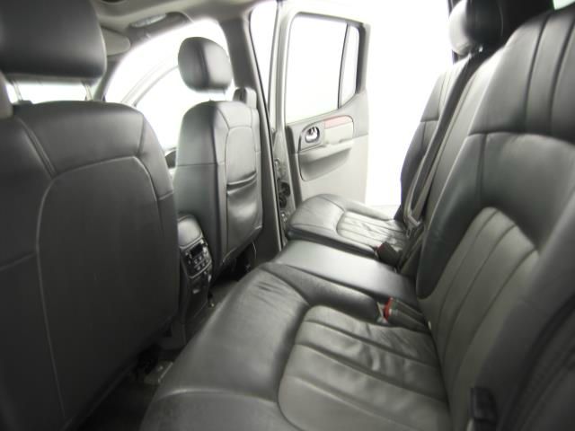 2004 GMC Envoy XL LS 2500 HD