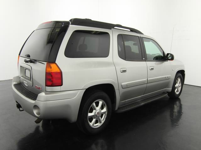 2004 GMC Envoy XL LS 2500 HD