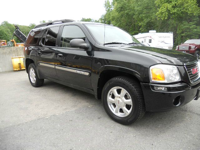 2004 GMC Envoy XL LS 2500 HD