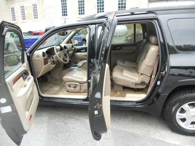 2004 GMC Envoy XL LS 2500 HD