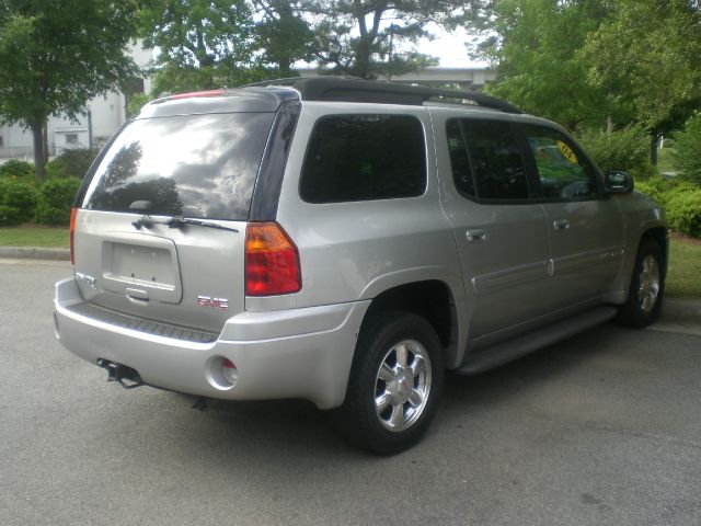 2004 GMC Envoy XL AWD 4dr Auto SE Ltd Avail