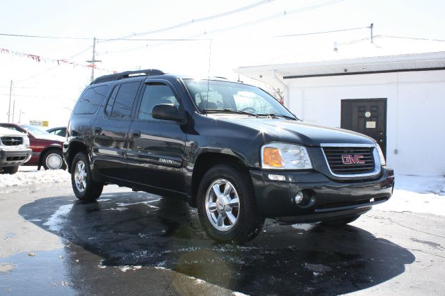 2004 GMC Envoy XL LS 2500 HD