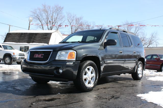 2004 GMC Envoy XL LS 2500 HD