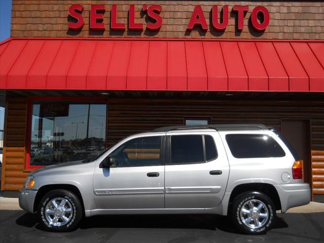 2004 GMC Envoy XL 4x4 Crew Cab LE