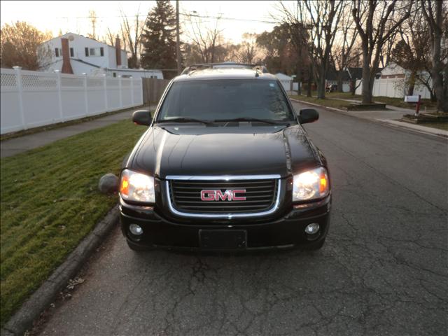 2004 GMC Envoy XL 5.7L HEMI 4dr Quad Cab 4WD SLT