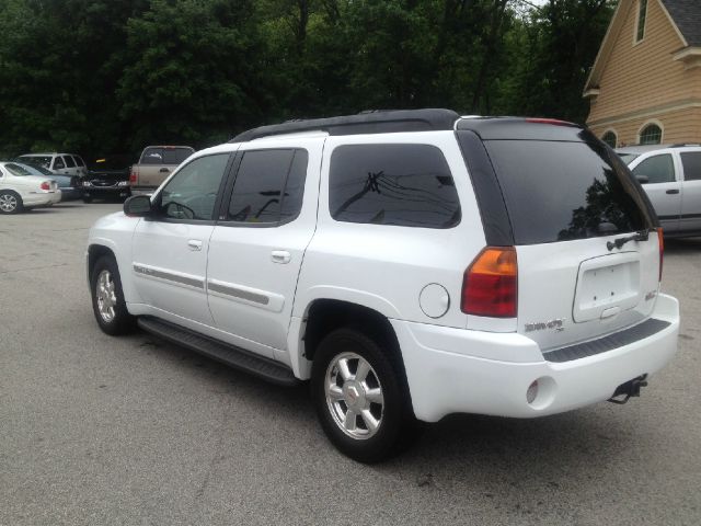 2005 GMC Envoy XL LS 2500 HD