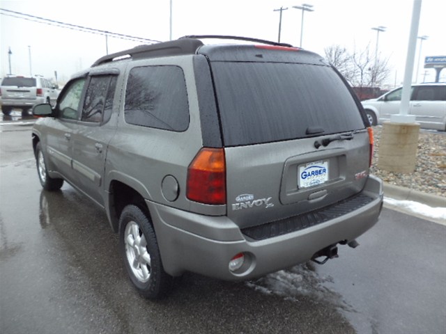 2005 GMC Envoy XL LTD LME