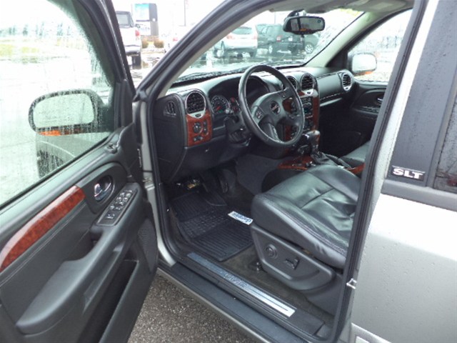 2005 GMC Envoy XL LTD LME