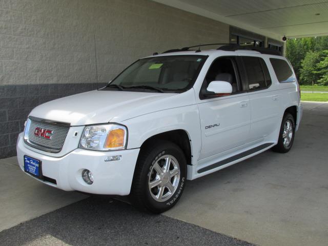 2005 GMC Envoy XL EX Sedan 4D