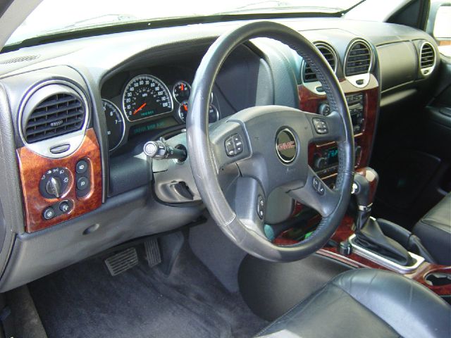 2005 GMC Envoy XL LS 2500 HD