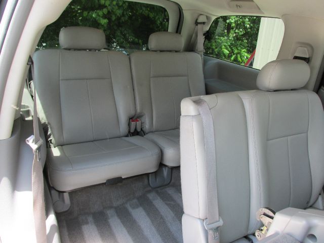 2005 GMC Envoy XL LS W-1ls