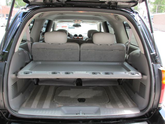 2005 GMC Envoy XL LS W-1ls