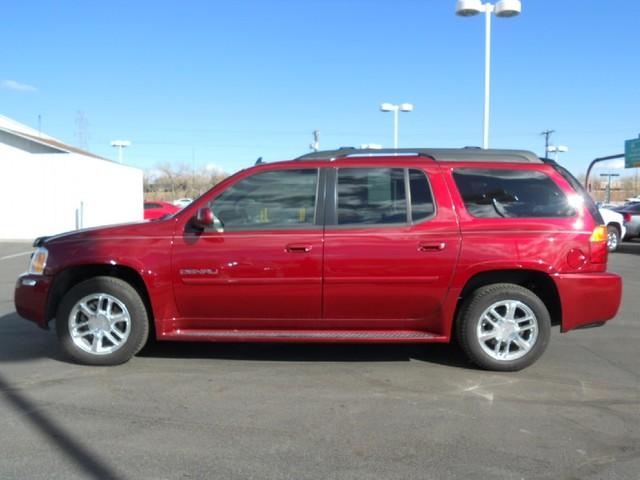 2006 GMC Envoy XL EX Sedan 4D