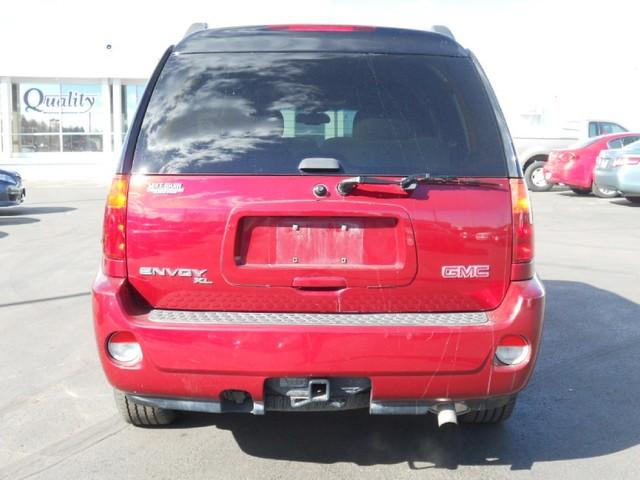 2006 GMC Envoy XL EX Sedan 4D