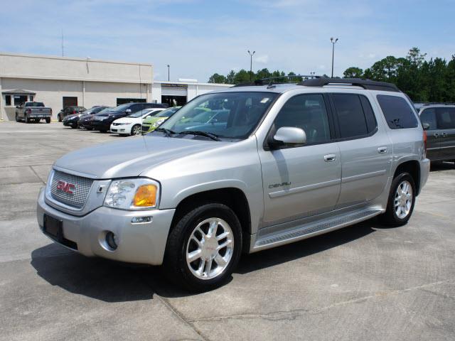 2006 GMC Envoy XL EX Sedan 4D