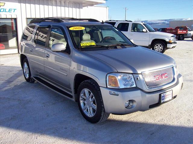 2006 GMC Envoy XL EX Sedan 4D