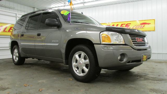 2006 GMC Envoy XL LS 2500hd CREW CAB 4X4 Diesel