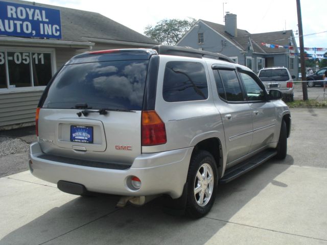 2006 GMC Envoy XL LS 2500 HD