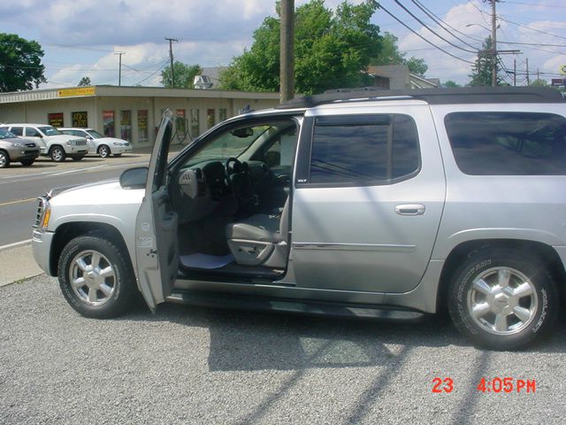 2006 GMC Envoy XL LS 2500 HD