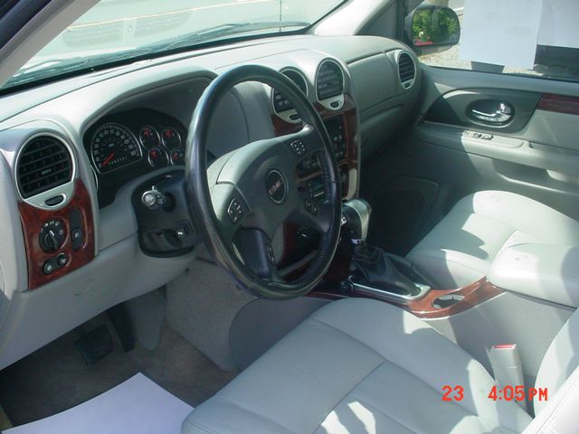 2006 GMC Envoy XL LS 2500 HD