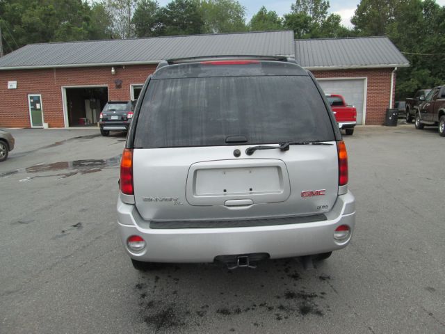 2006 GMC Envoy XL LS 2500 HD