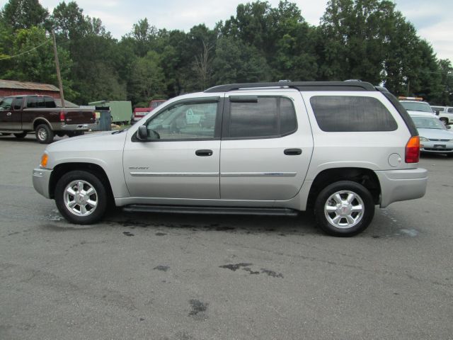 2006 GMC Envoy XL LS 2500 HD