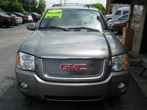 2006 GMC Envoy XL LS 2500hd CREW CAB 4X4 Diesel