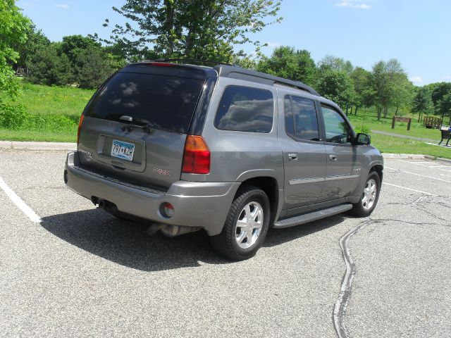 2006 GMC Envoy XL LS 2500 HD