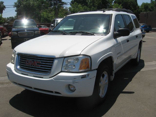 2006 GMC Envoy XL LS 2500hd CREW CAB 4X4 Diesel