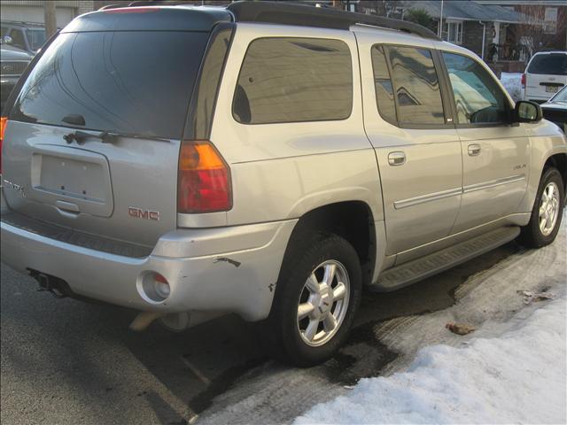 2006 GMC Envoy XL QUAD SLT HD 4WD Diesel